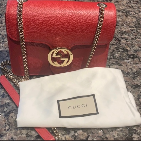 Barely used Gucci Interlocking G Chain Shoulder Bag 510304 In red for sale - Picture 7 of 11